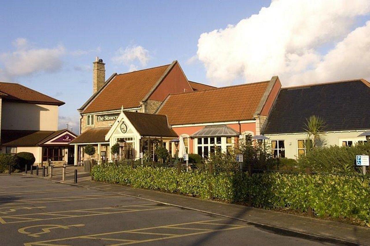 Premier Inn Haydock Park/M6 J23 Уорингтън Екстериор снимка