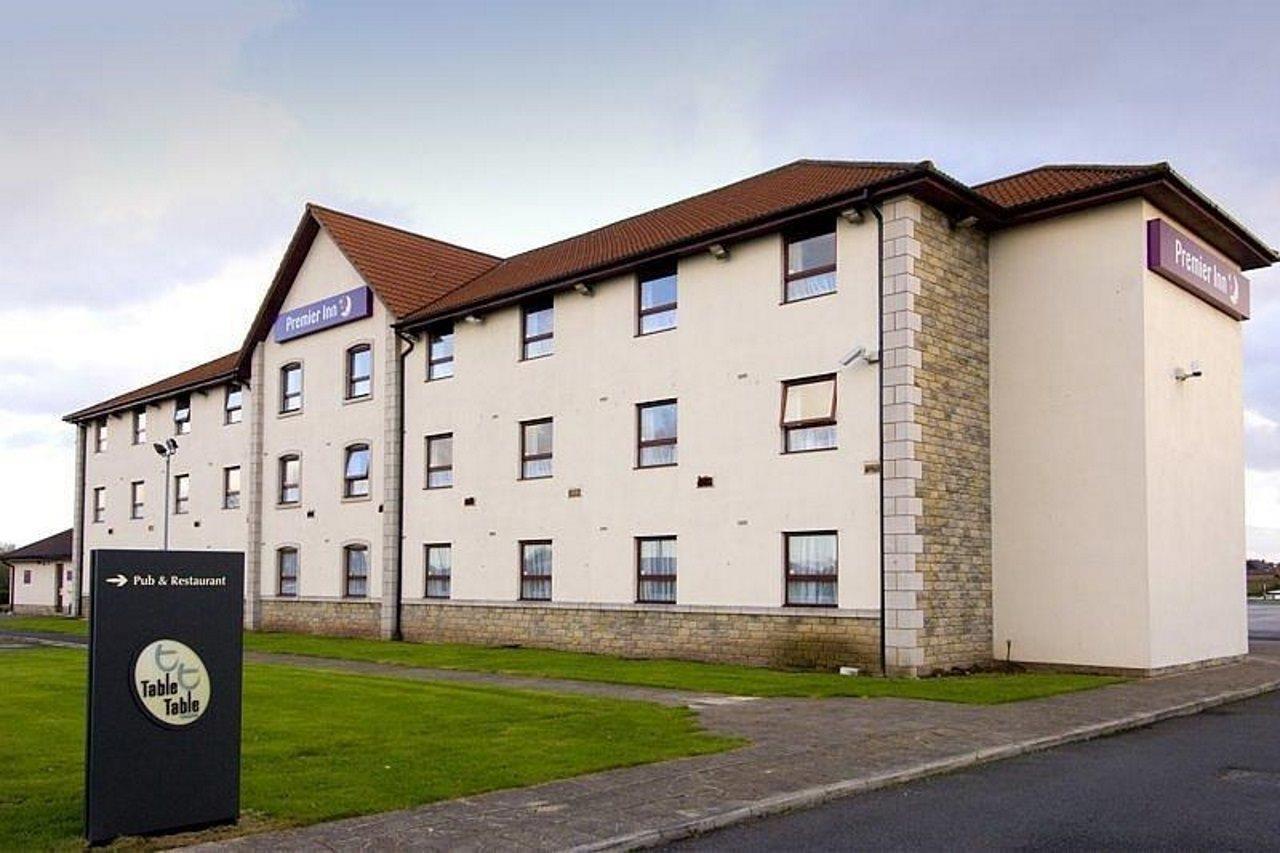 Premier Inn Haydock Park/M6 J23 Уорингтън Екстериор снимка